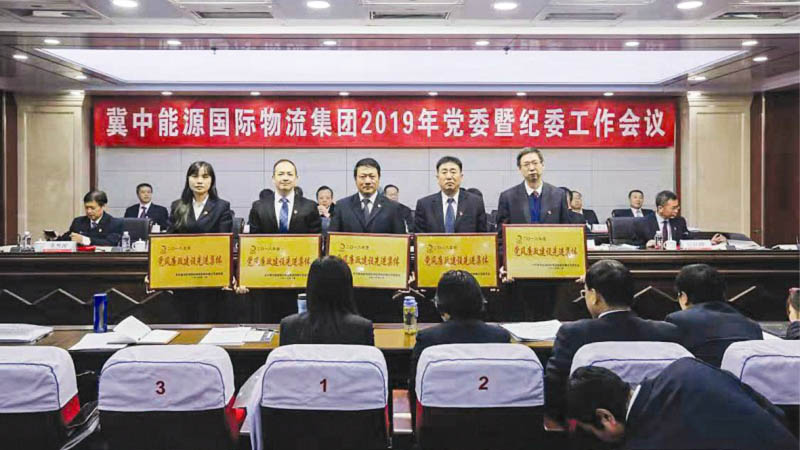 奋斗的青春最美丽 认真的女人最可爱